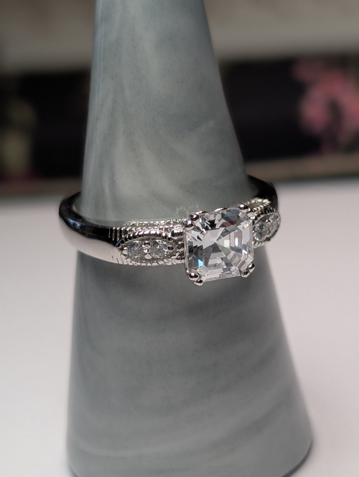 Vintage Sterling Silver DQ CZ Clear Gemstone Ring | Size V 1/2 | 925 Silver - Image 3