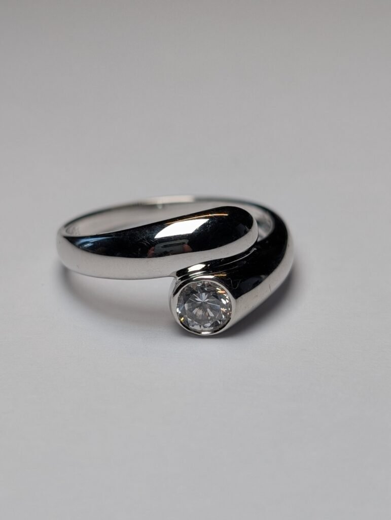 Vintage Sterling Silver DQ CZ Gemstone Ring | Size V 1/2 | 925 Silver
