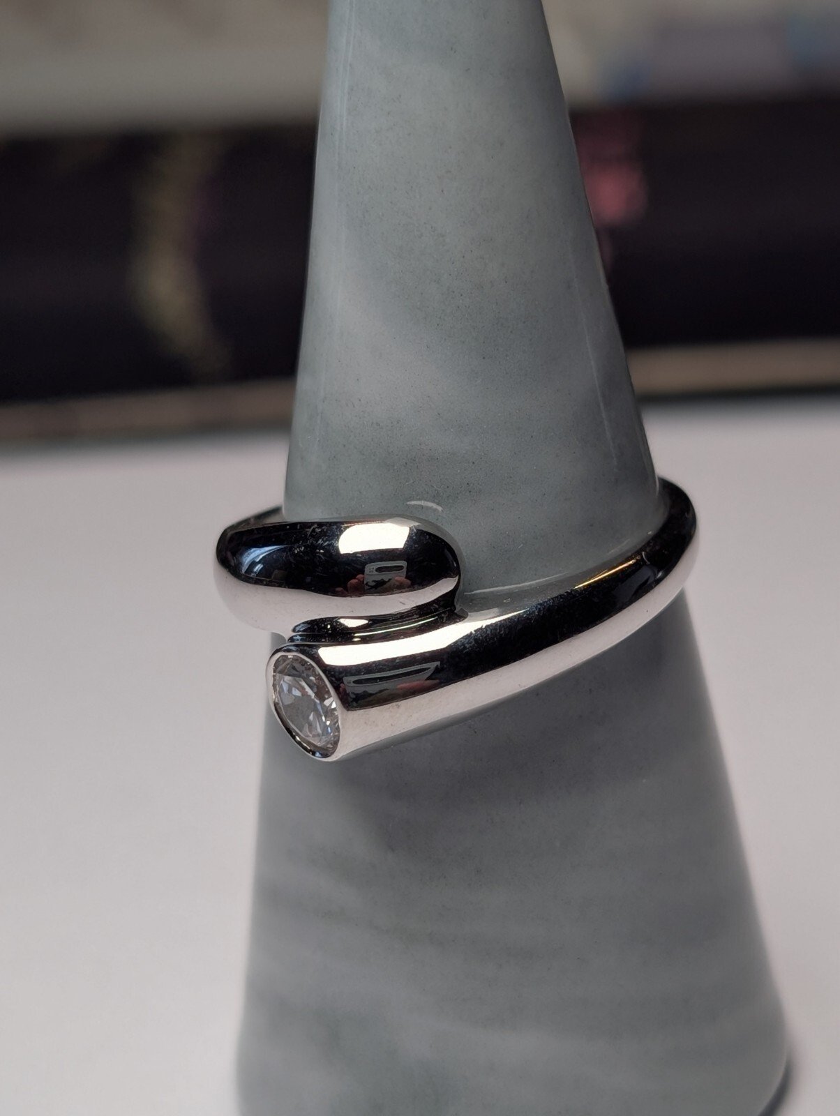 Vintage Sterling Silver DQ CZ Gemstone Ring | Size V 1/2 | 925 Silver - Image 5