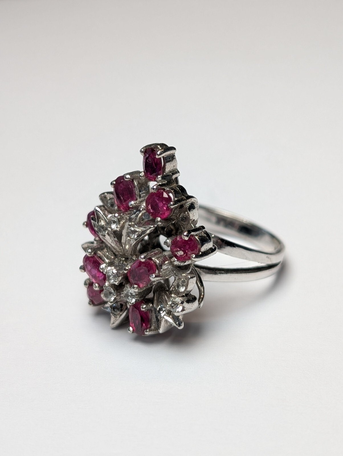 Vintage Sterling Silver Ruby Cluster Ring | Size M | 925 Silver - Image 2