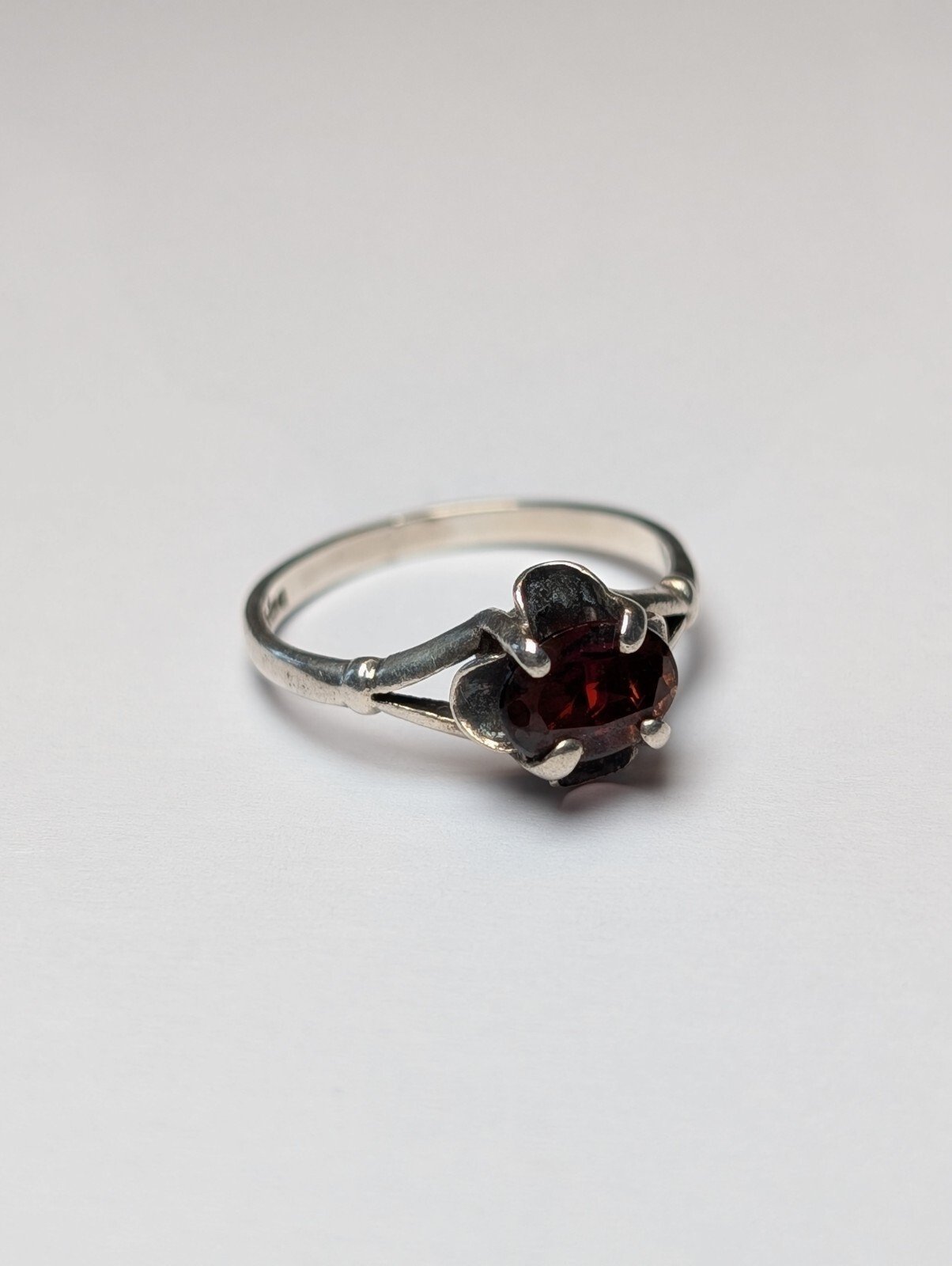Vintage Sterling Silver 1982 Red Garnet Ring | Size L 1/2 | 925 Silver