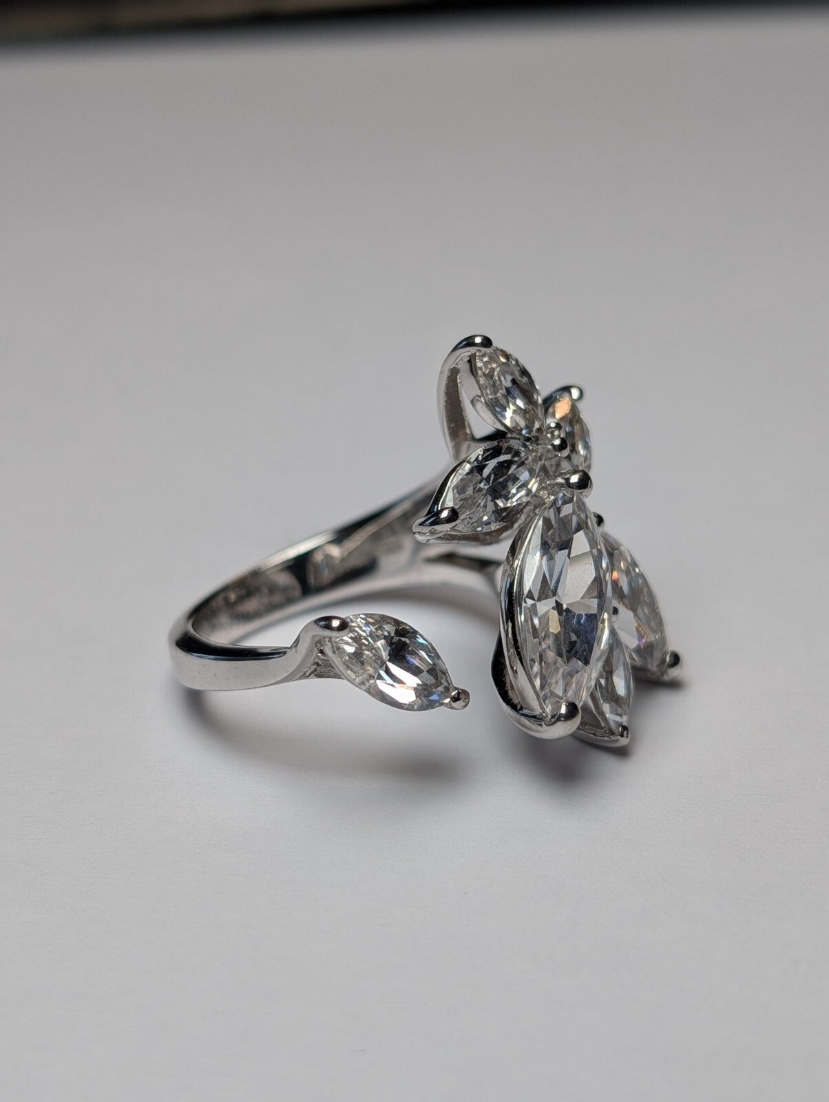Vintage Sterling Silver CARAT London Frozy CZ Open Cocktail Ring | Size J - Image 3