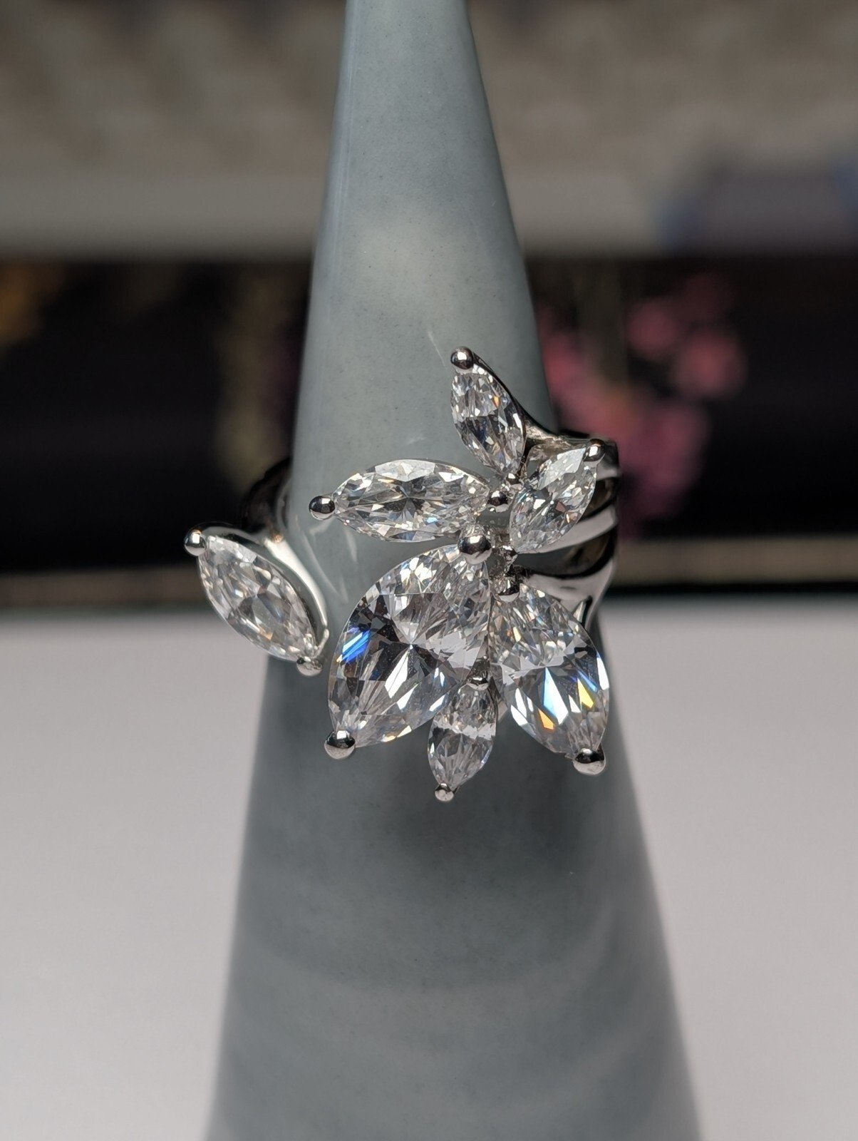 Vintage Sterling Silver CARAT London Frozy CZ Open Cocktail Ring | Size J - Image 5