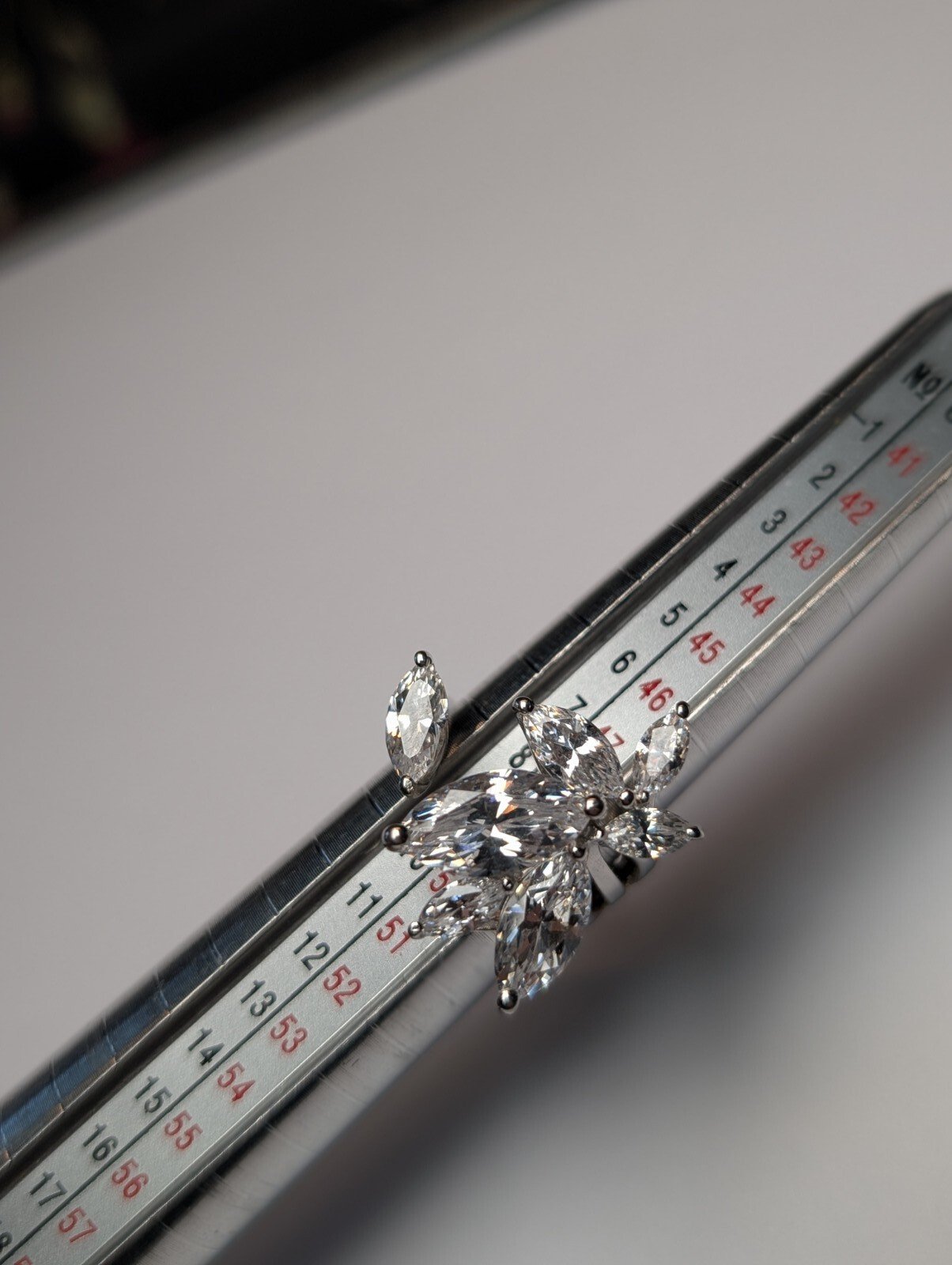 Vintage Sterling Silver CARAT London Frozy CZ Open Cocktail Ring | Size J - Image 8