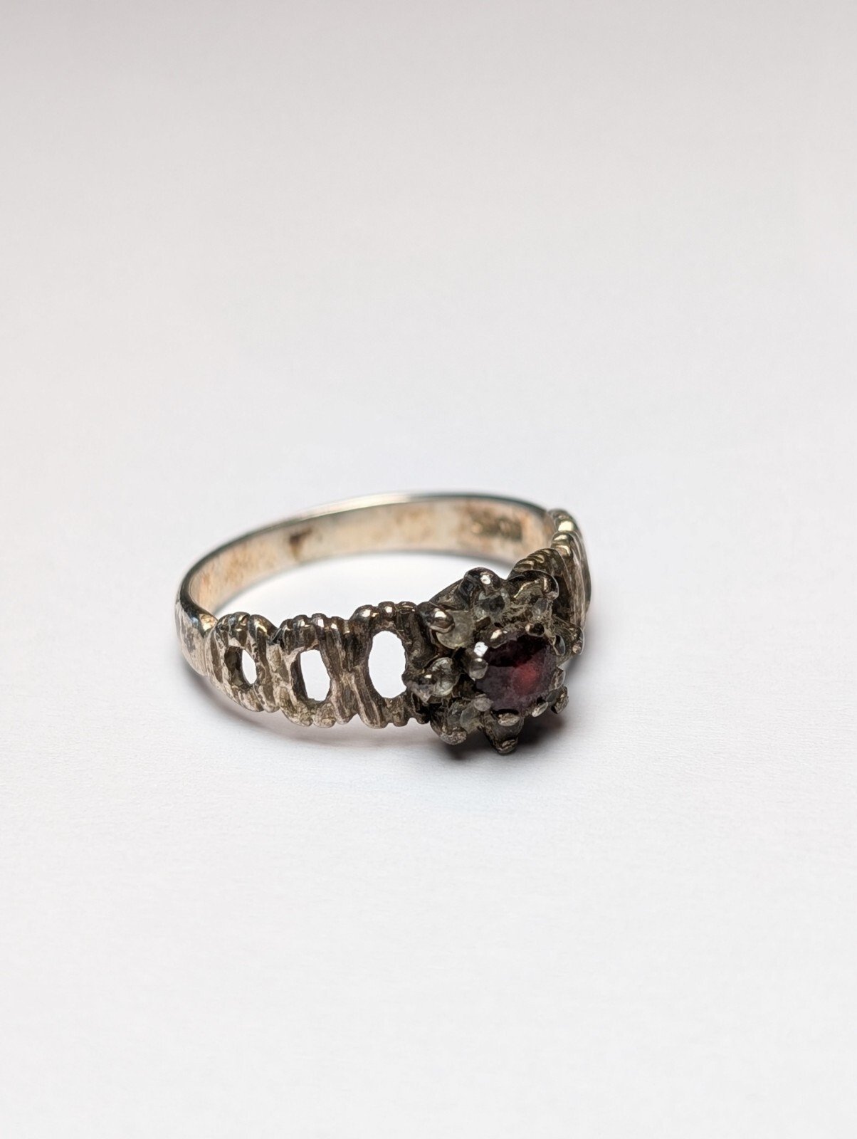 Vintage Sterling Silver Red Garnet Cluster Ring | Size L | 925 Silver