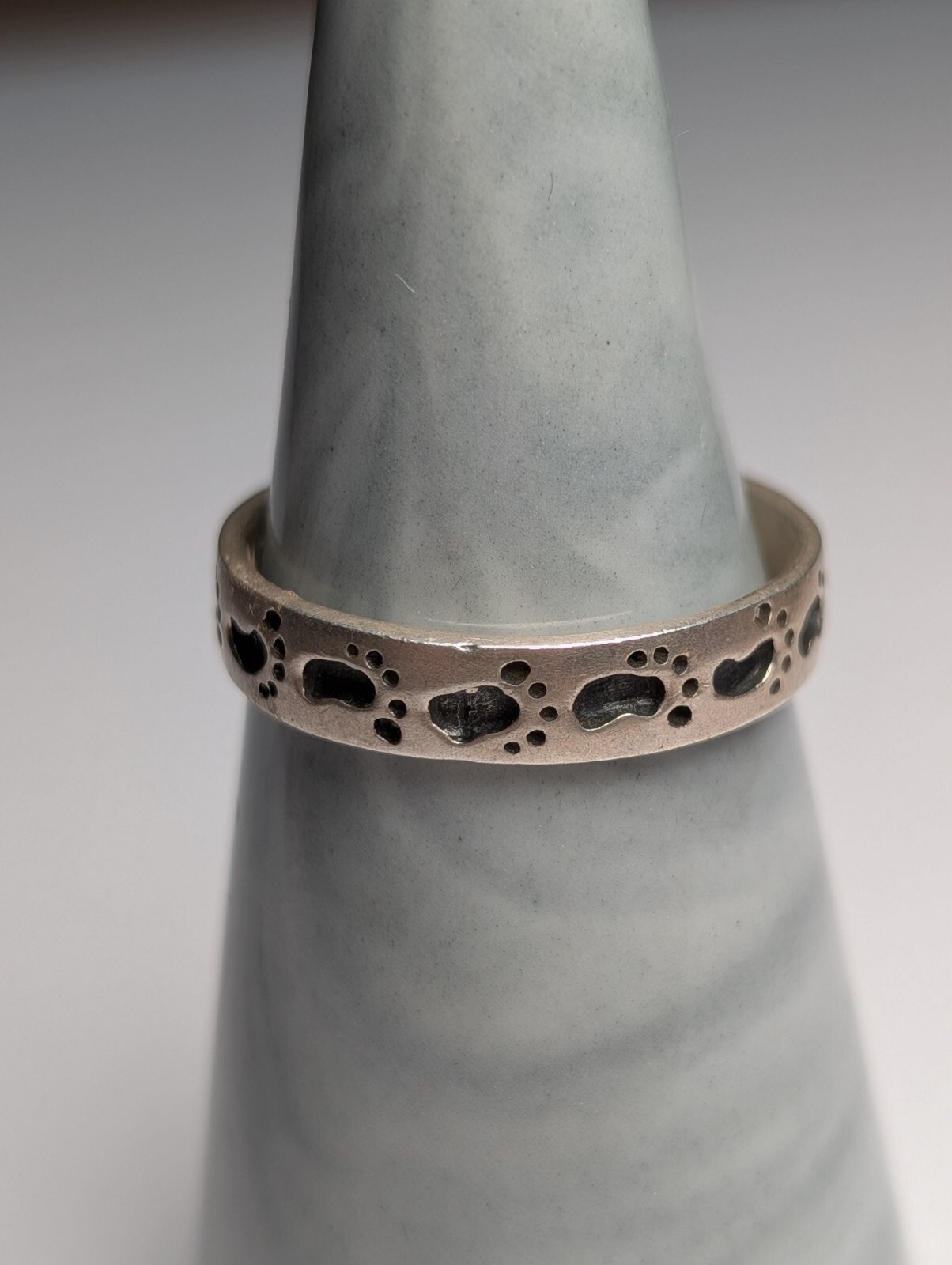 Vintage Sterling Silver Footprints Band Ring | Size S | 925 Silver