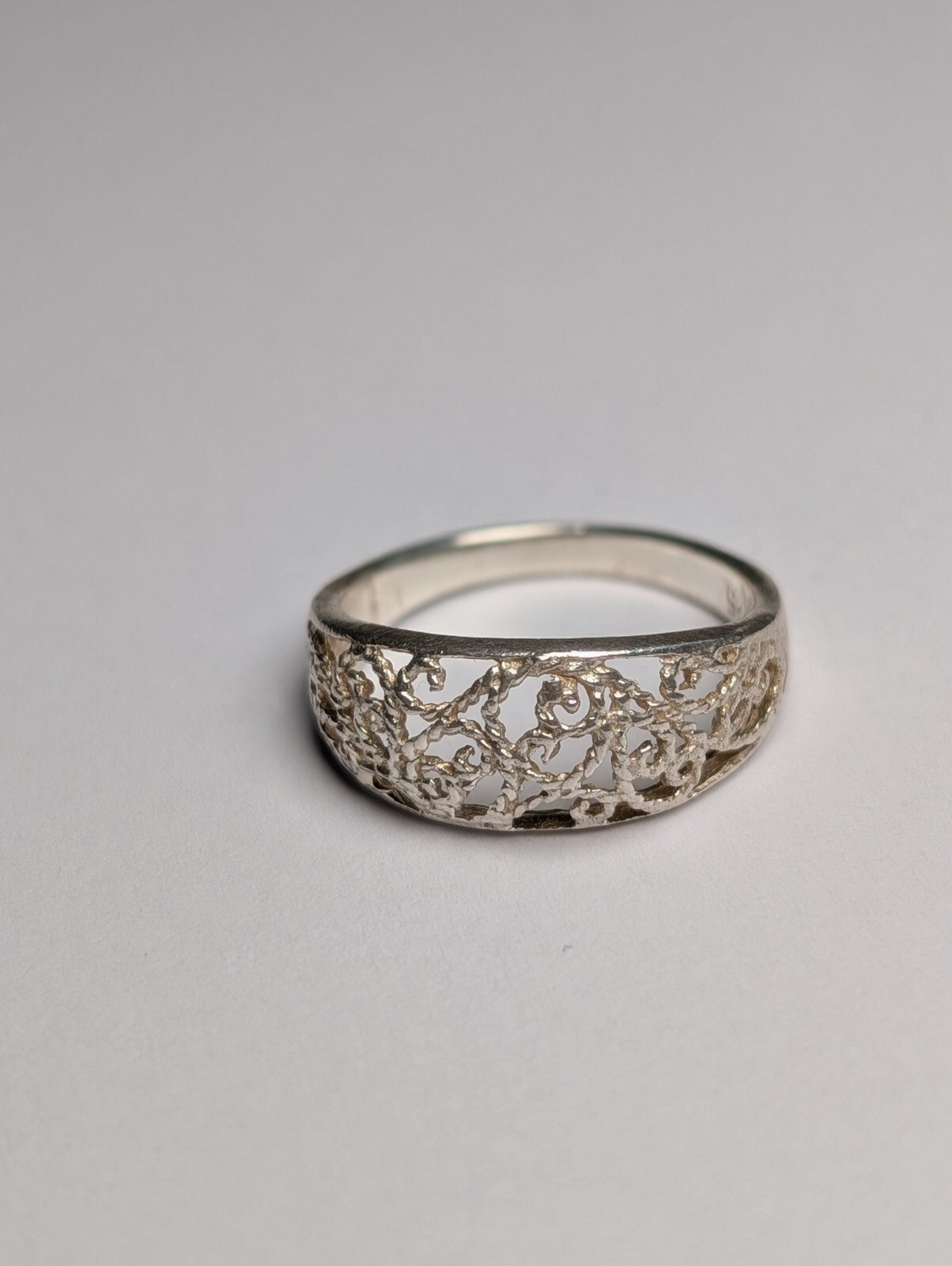 Vintage Sterling Silver Openwork Ring | Size H | 925 Silver