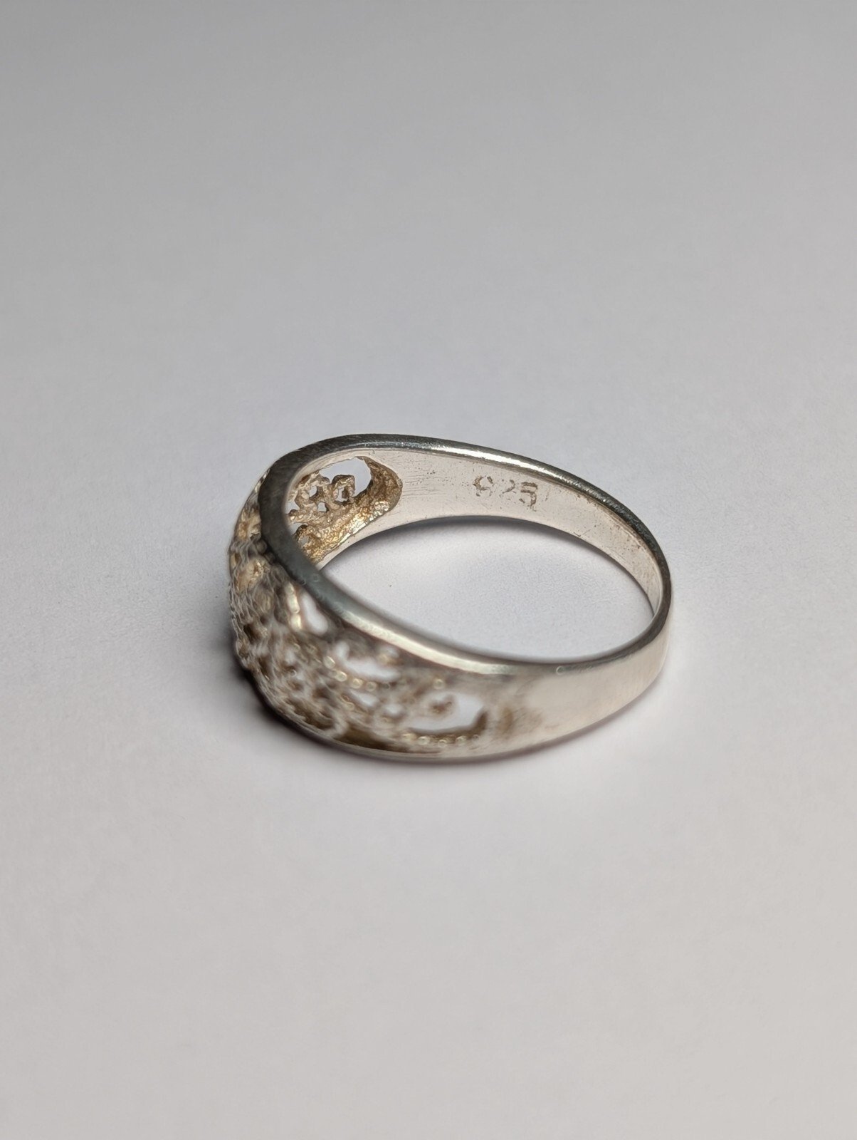 Vintage Sterling Silver Openwork Ring | Size H | 925 Silver - Image 2