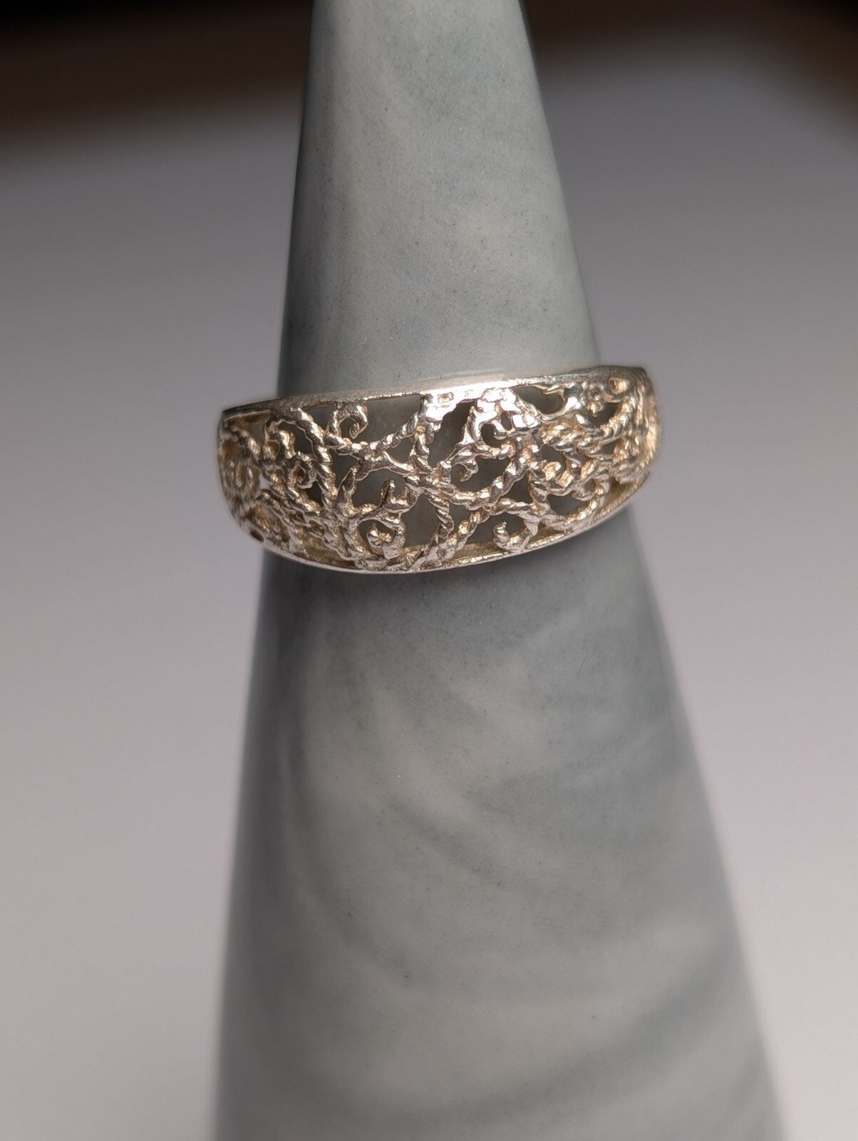 Vintage Sterling Silver Openwork Ring | Size H | 925 Silver - Image 3