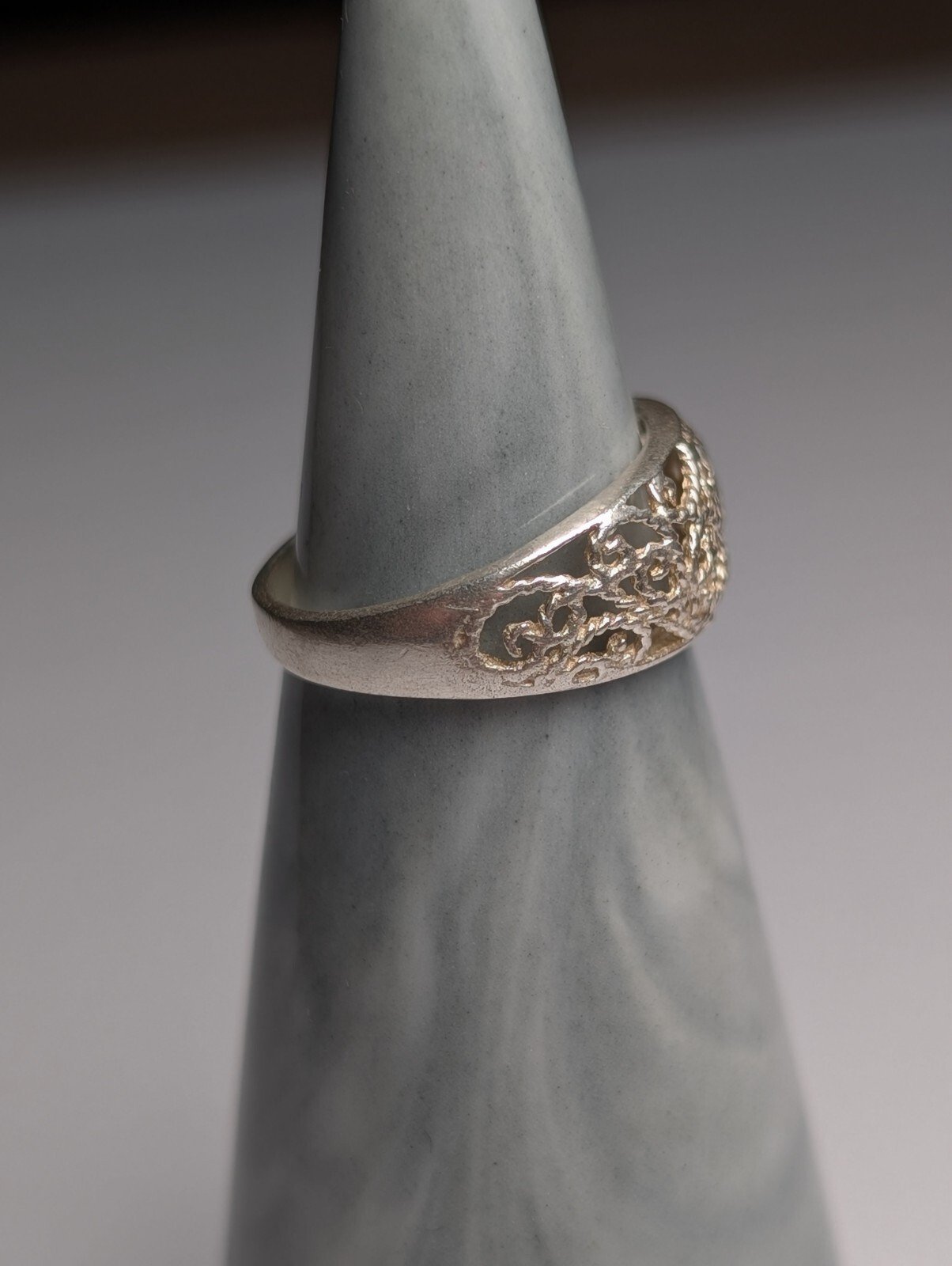 Vintage Sterling Silver Openwork Ring | Size H | 925 Silver - Image 4
