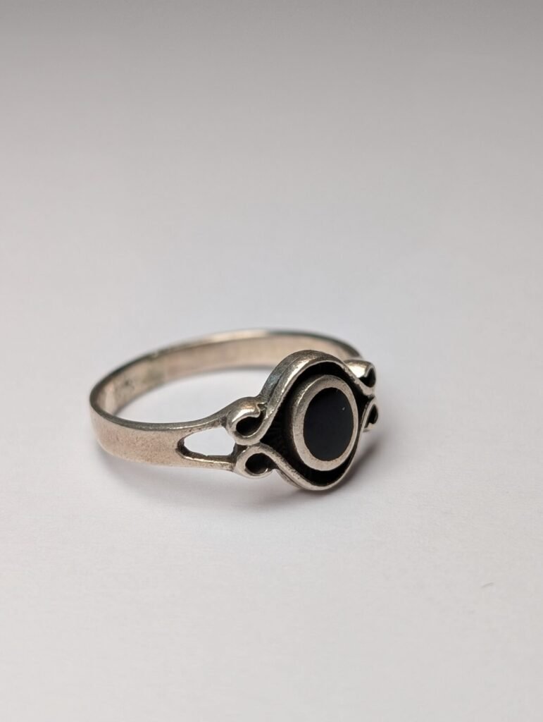 Vintage Sterling Silver Black Gemstone Ring | Size K | 925 Silver
