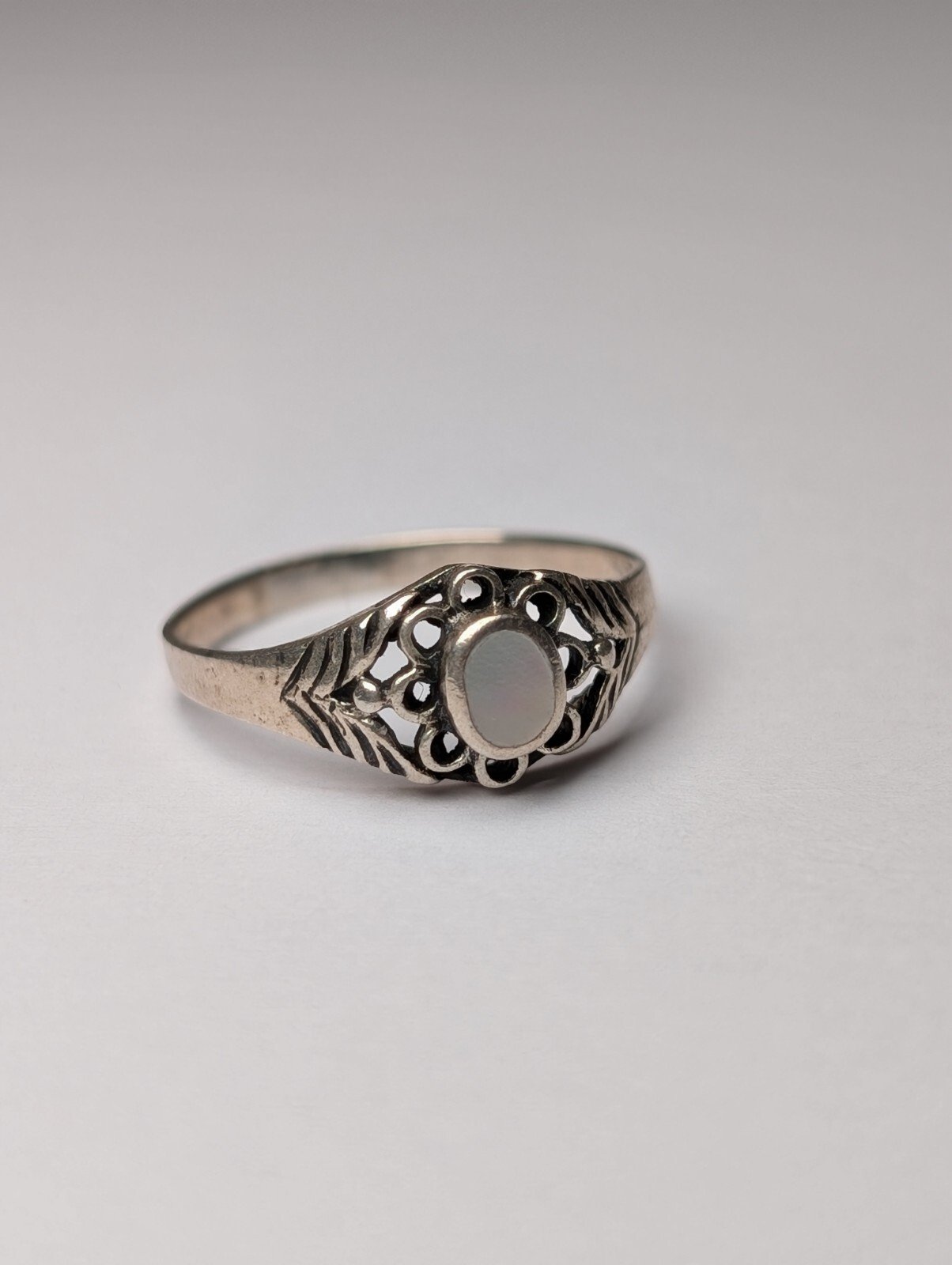 Vintage Sterling Silver White Gemstone Floral Ring | Size K | 925 Silver