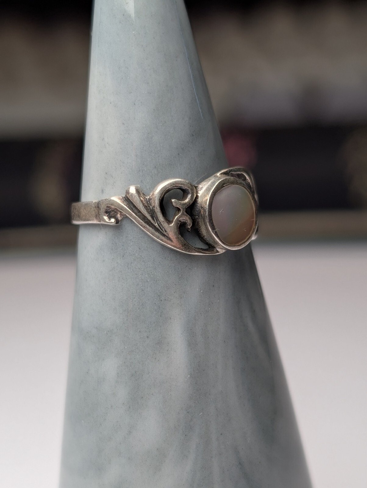 Vintage Sterling Silver Abalone Ring | Size I | 925 Silver - Image 3