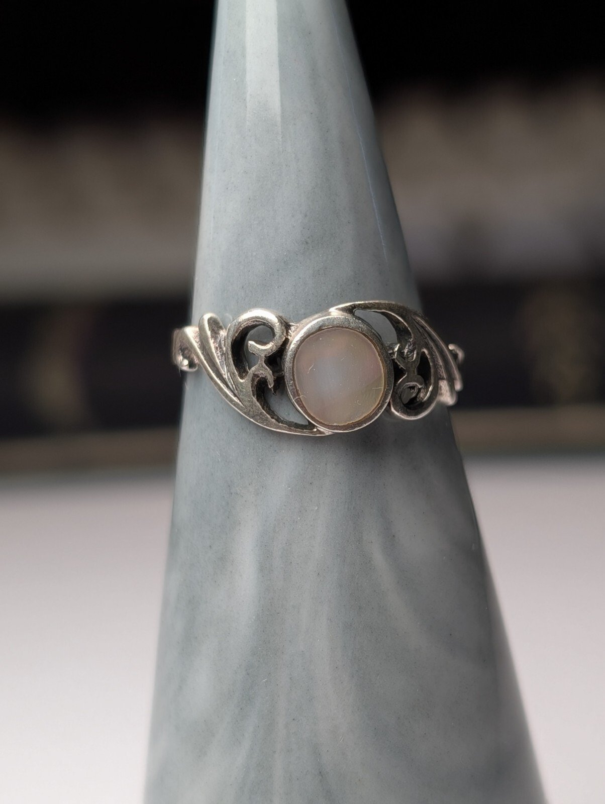 Vintage Sterling Silver Abalone Ring | Size I | 925 Silver - Image 4