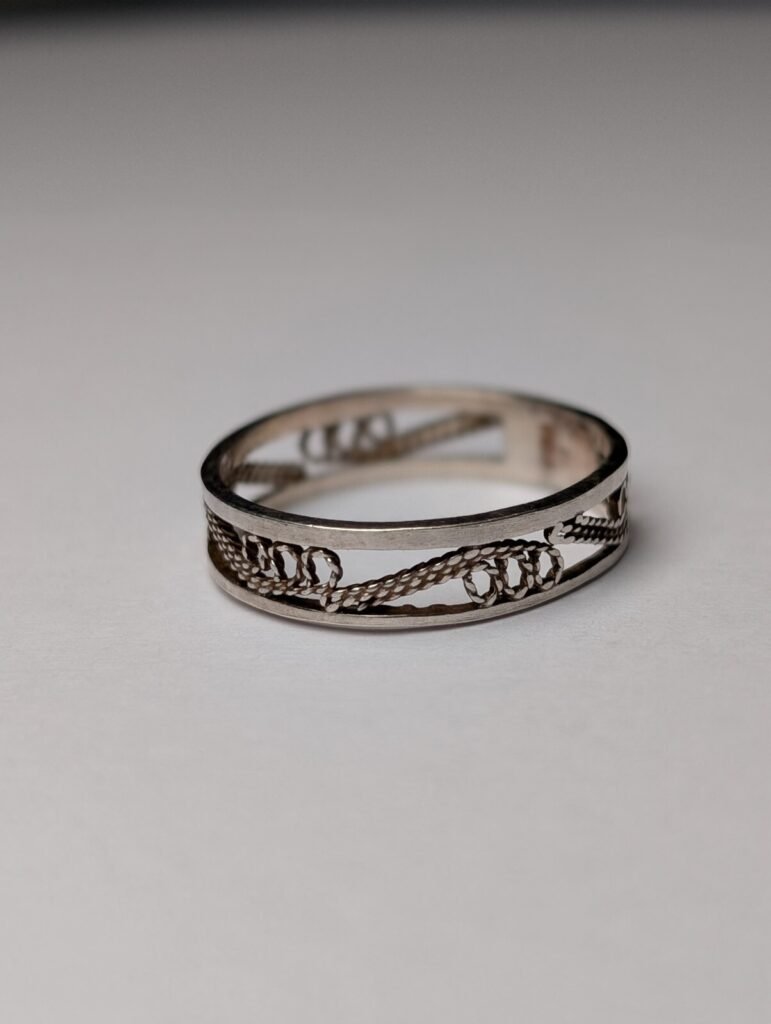 Vintage Sterling Filigree Style Silver Ring | Size M | 925 Silver